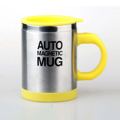 Tasse à café à agitation automatique avec couvercle, design en acier inoxydable et jaune.
