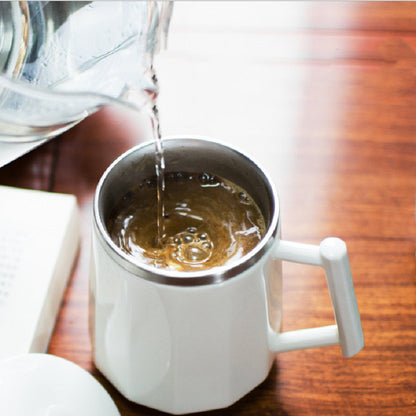 Gobelet céramique à agitation automatique