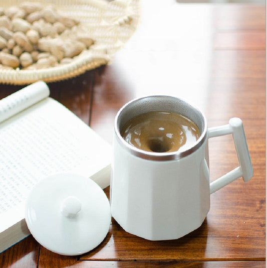 Gobelet céramique à agitation automatique